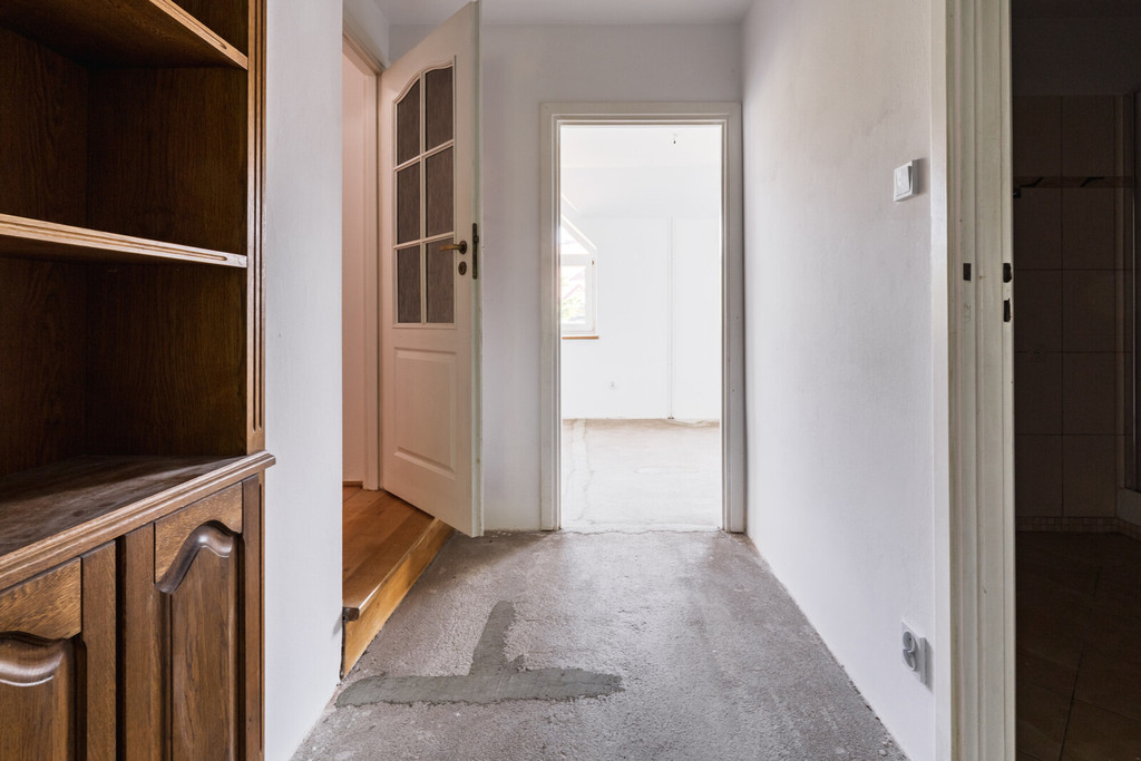 Skrajny szereg z ogrodem w Osowie