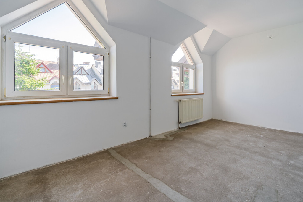 Skrajny szereg z ogrodem w Osowie