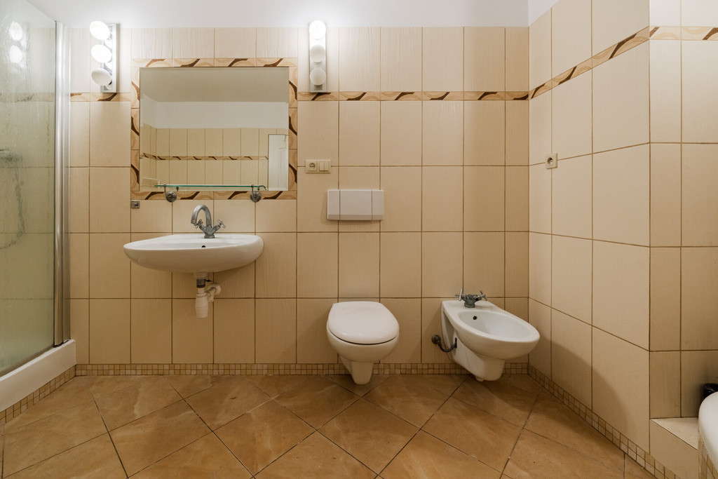 Skrajny szereg z ogrodem w Osowie