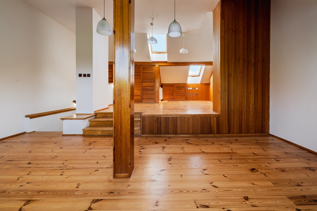 Skrajny szereg z ogrodem w Osowie