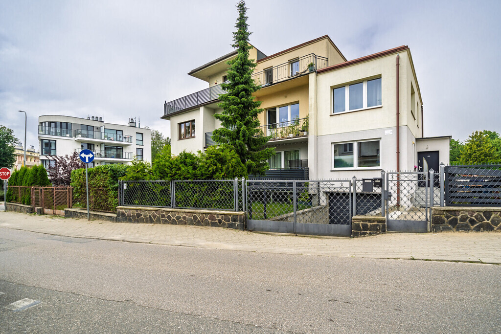 2-poziomowe | garaż, ogródek | blisko morza Gdynia