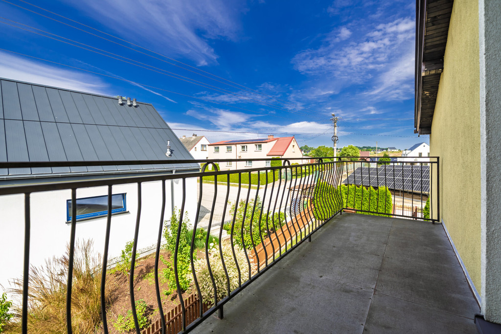 Dom z ogrodem i garażem | Borkowo k. Żukowa