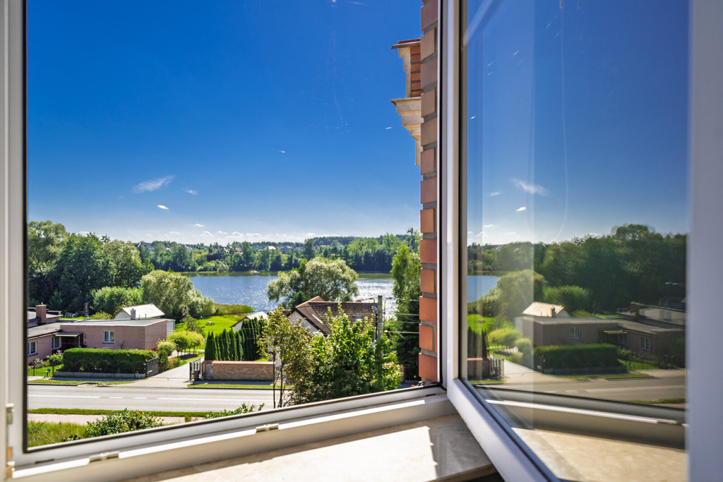 Dom z widokiem na jezioro | Osiedle Angielskie