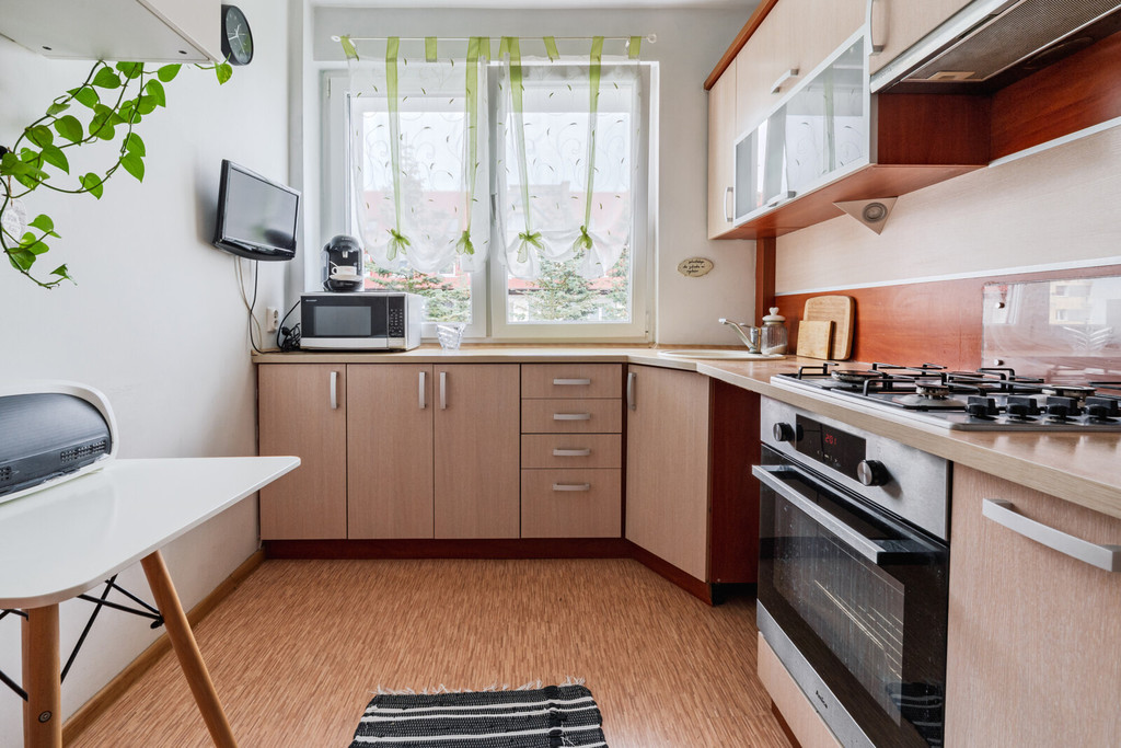 Brzeźno | 2 pokoje, balkon, piwnica | lokalizacja!