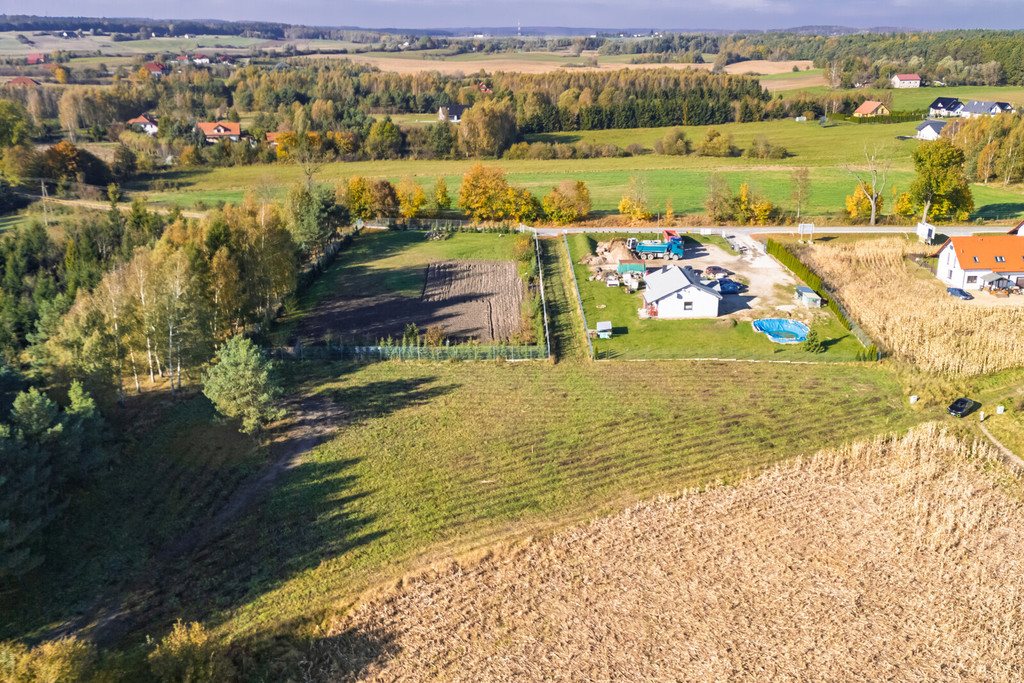 Działka budowlana 1434m2 przy lesie | Trąbki Małe