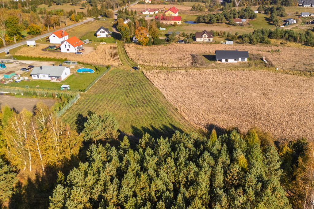 Działka budowlana 1434m2 przy lesie | Trąbki Małe