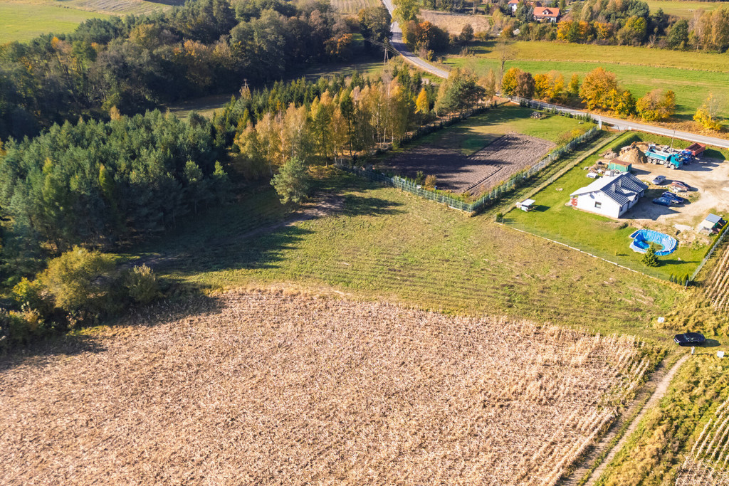 Działka budowlana 2299m2 przy lesie | Trąbki Małe