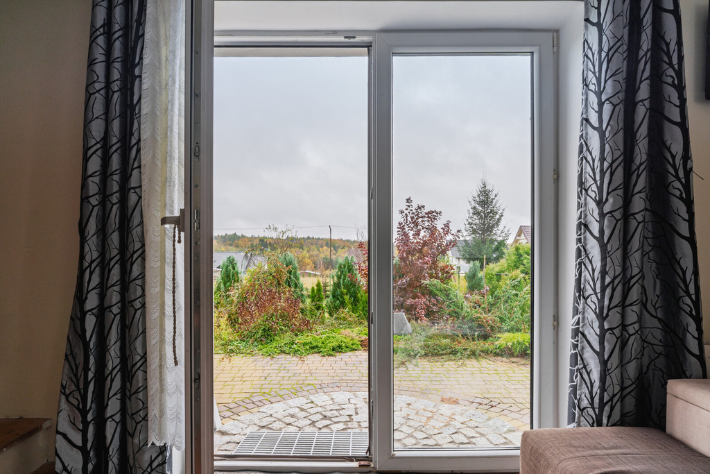 Kameralny wolnostojący dom w Borowinie - 6 pokoi!