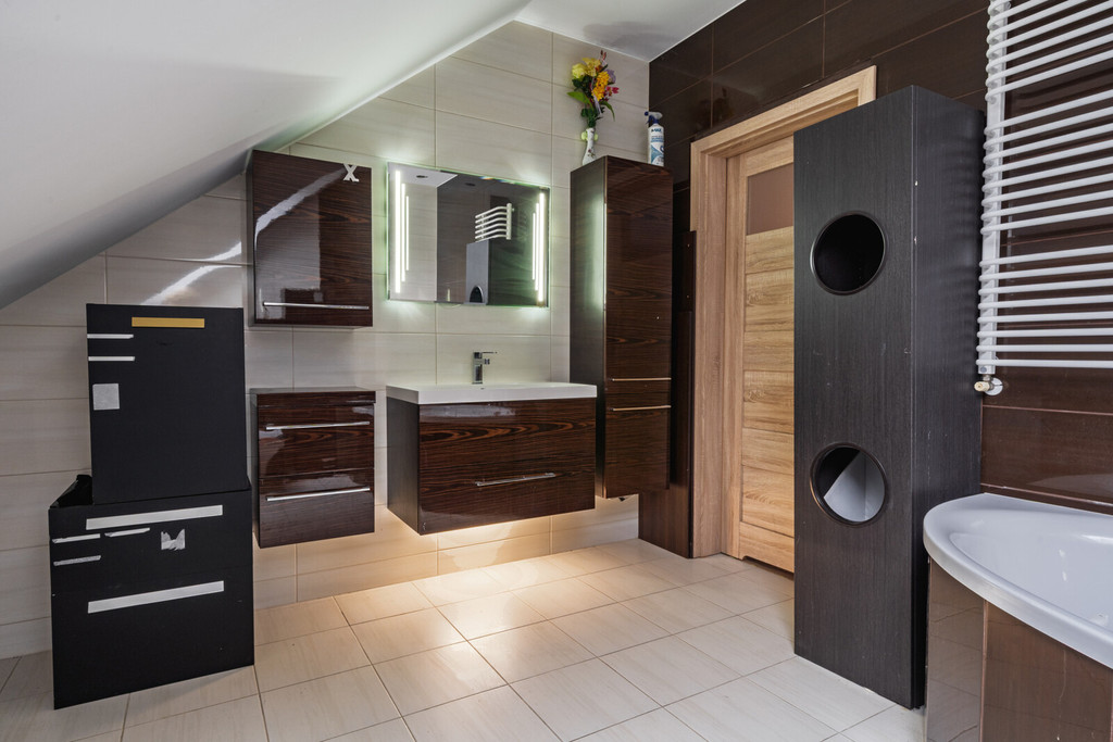 Kameralny wolnostojący dom w Borowinie - 6 pokoi!