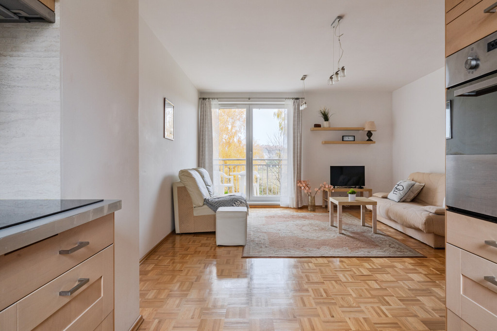 Przestronne 3 pokoje - 4 Pory Roku - ŁOSTOWICE