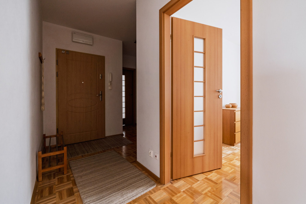 Przestronne 3 pokoje - 4 Pory Roku - ŁOSTOWICE