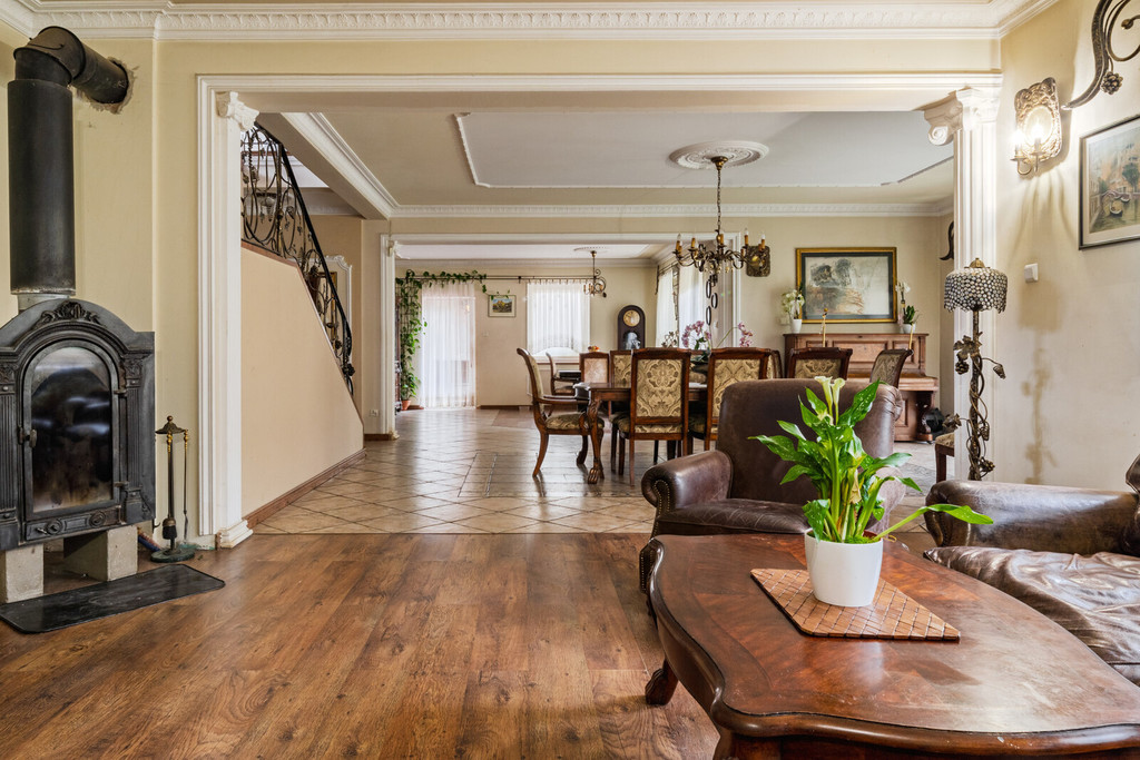 Posiadłość obok jeziora | Dom 533 m2 | Czymanowo