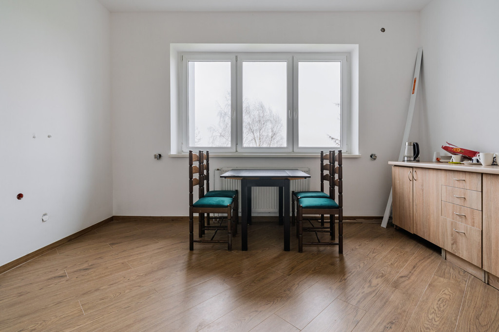 Dom na wynajem – 13 pokoi, Banino