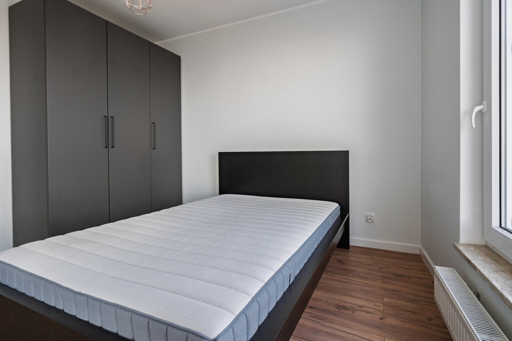 3 pokoje z widokiem na morze – Morena.