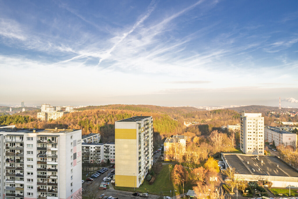 3 pokoje z widokiem na morze – Morena.