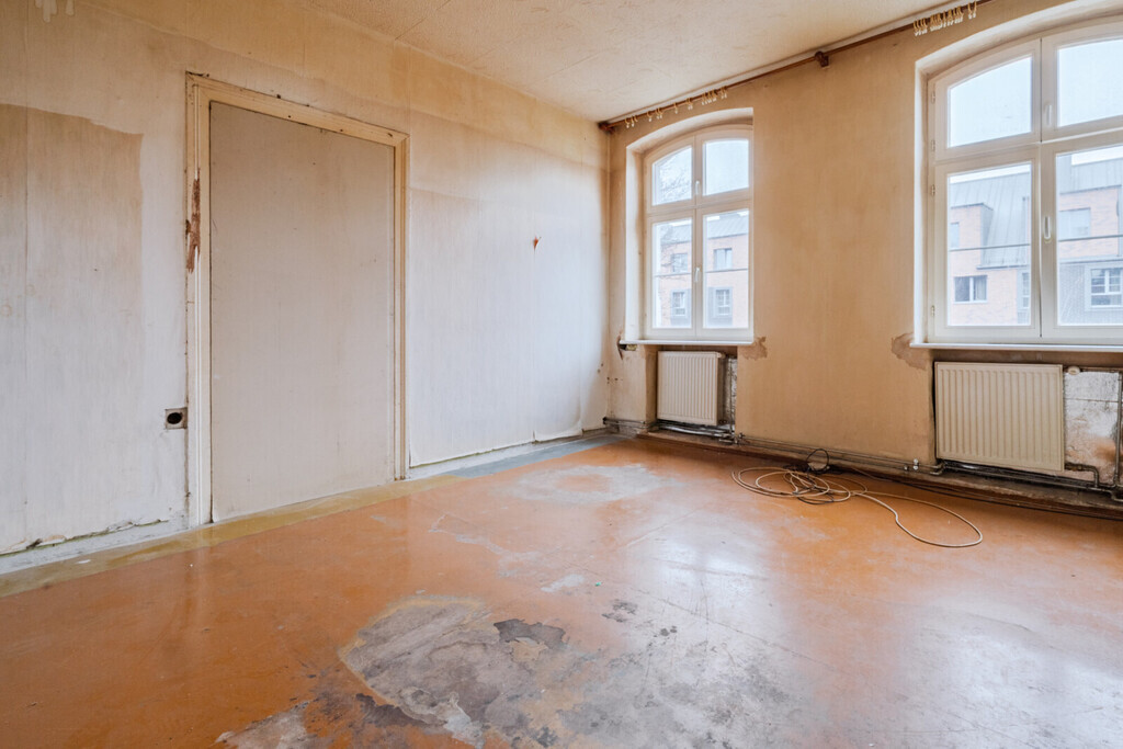 Mieszkanie 2-pokojowe do remontu | Robotnicza