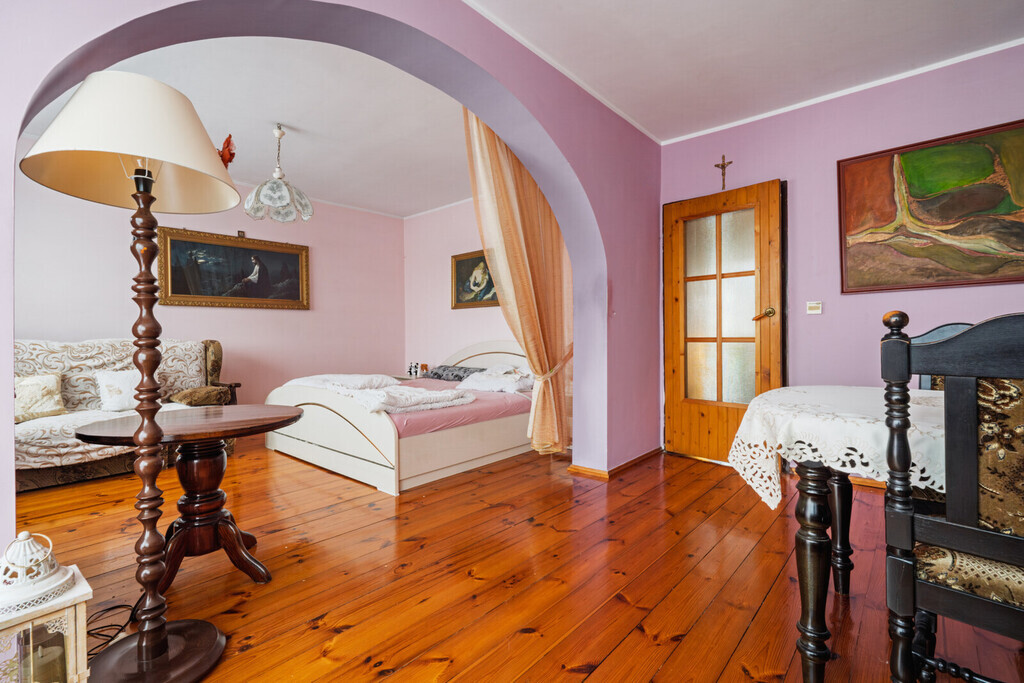 Dom z dwoma lokalami mieszkalnymi w Rumi