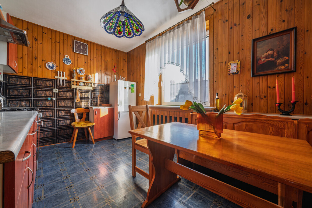 Dom z dwoma lokalami mieszkalnymi w Rumi