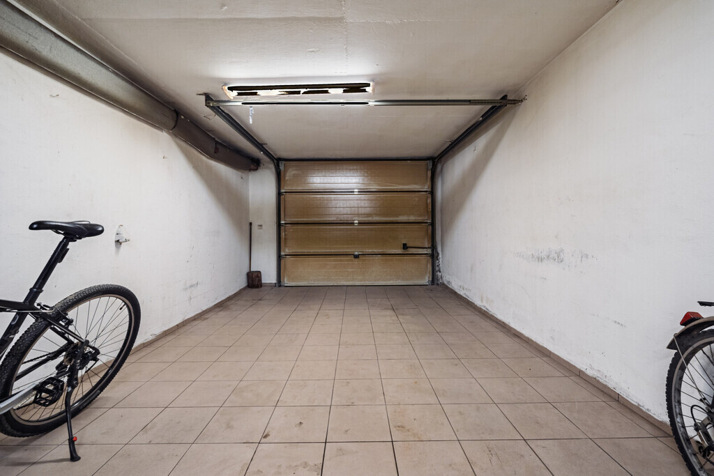 Dom z dwoma lokalami mieszkalnymi w Rumi