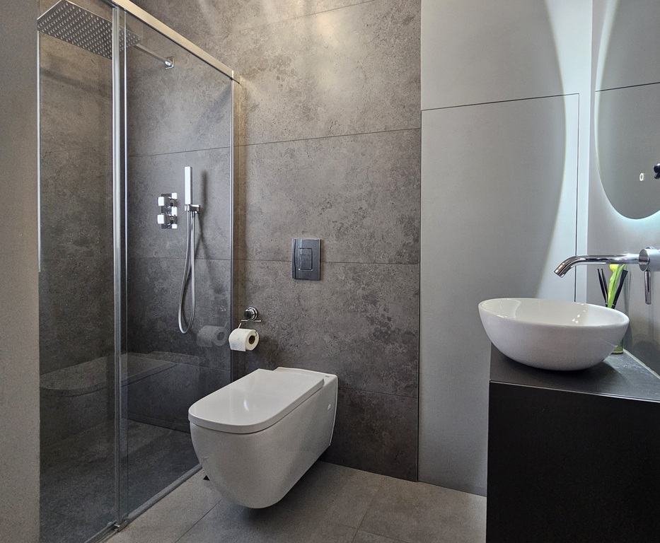 Super! Osiedle Zamknięte łomianki – 120 M2.