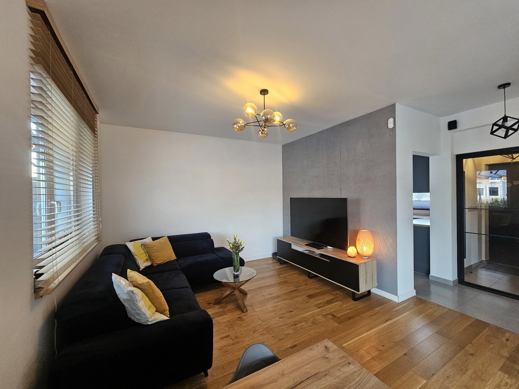 Super! Osiedle Zamknięte łomianki – 120 M2.