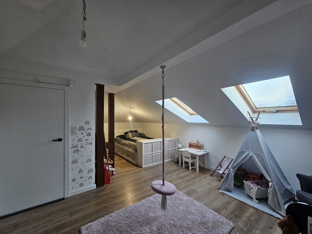 Super! Osiedle Zamknięte łomianki – 120 M2.