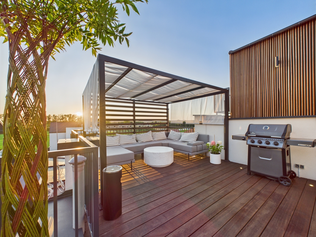 Apartament 4 pokoje + 60m2 tarasu z sauną!