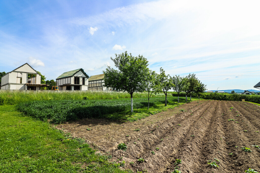 Działka Sprzedaż Mników