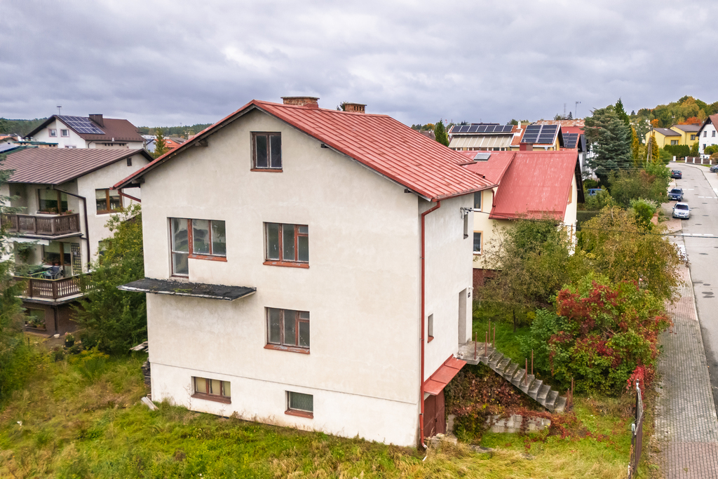 Dom wolnostojący w Straszynie | Do remontu