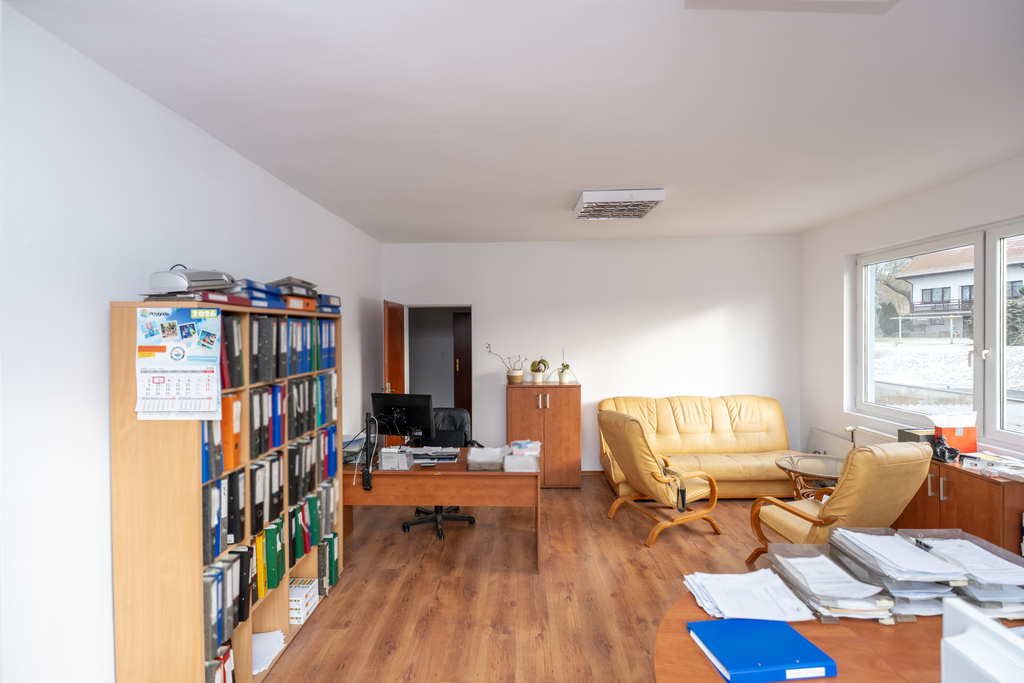 Obiekt na sprzedaż Daleszewo 449 m2 | Arka Nieruchomości