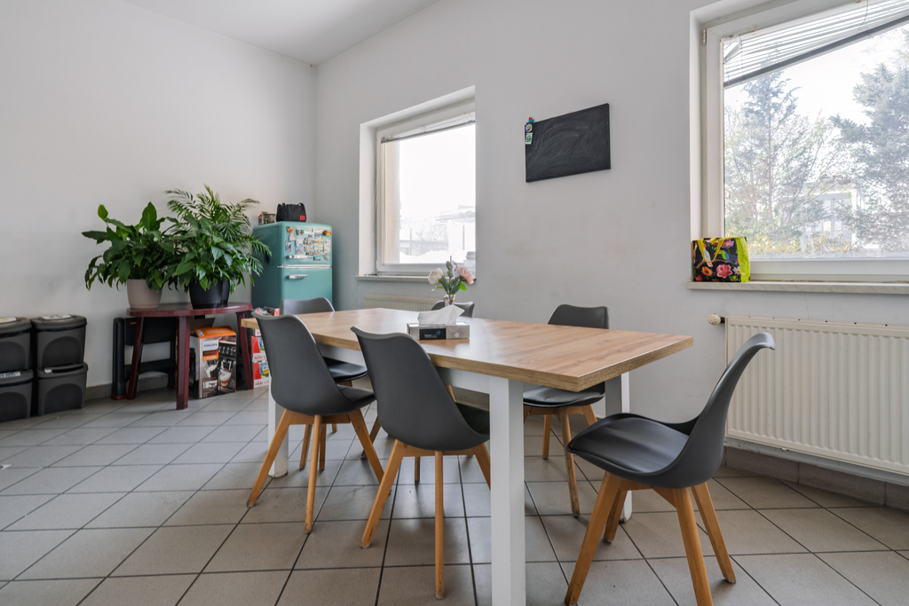 Obiekt biurowo-magazynowy | Gdynia