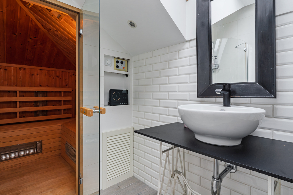 Dom z ogrodem, sauną i tarasem - Otomin