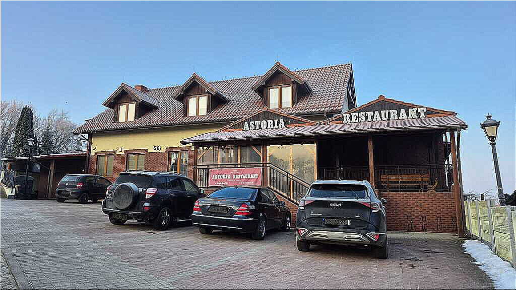 Obiekt na sprzedaż Krajnik Dolny 314 m2 | Arka Nieruchomości