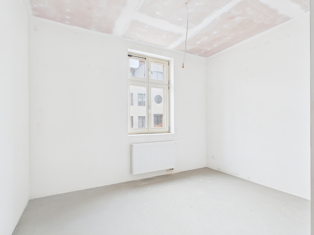 Dwustronne mieszkanie z loggią, top lokalizacja!