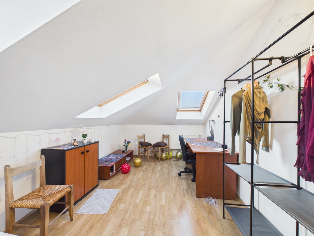 Zachodnia; w pokojowe z niezwykłym klimatem