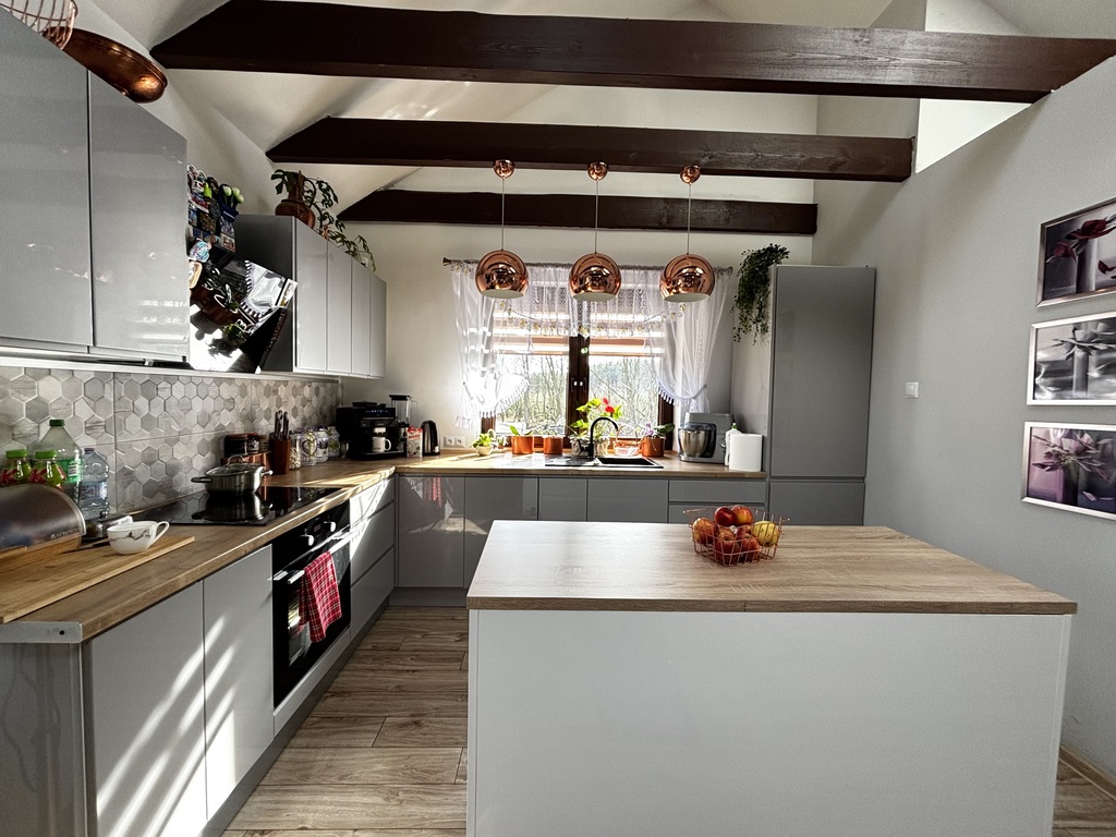 Dom na sprzedaż Trzeszczyn 175 m2 | Arka Nieruchomości