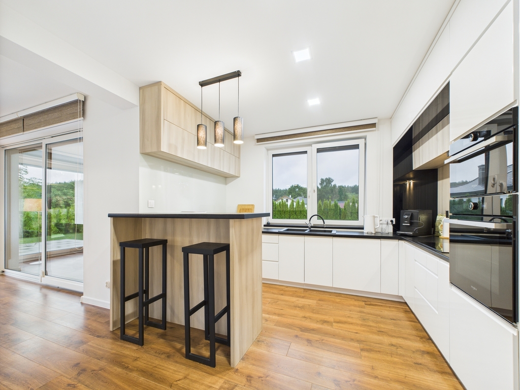 Dom na sprzedaż Jęczydół 285 m2 | Arka Nieruchomości