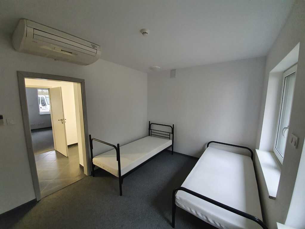 Obiekt na sprzedaż Trzeszczyn 446 m2 | Arka Nieruchomości