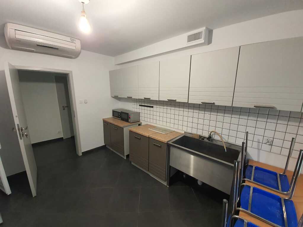 Obiekt na sprzedaż Trzeszczyn 446 m2 | Arka Nieruchomości