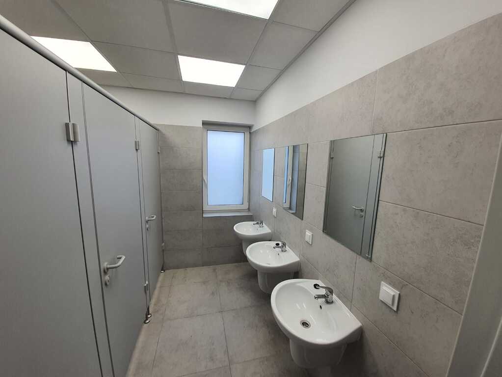 Obiekt na sprzedaż Trzeszczyn 446 m2 | Arka Nieruchomości