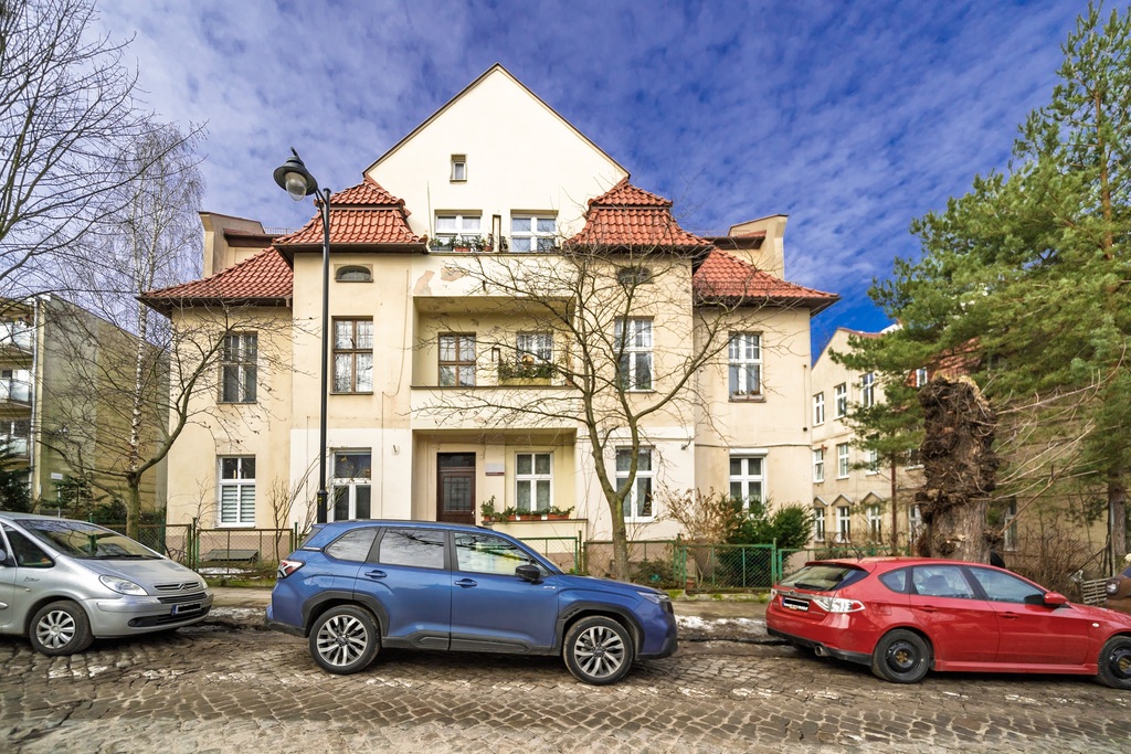 Klimatyczne 3 pokoje | kamienica | Wrzeszcz