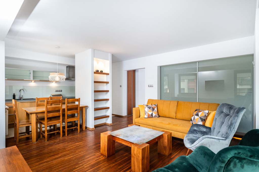 Przestronne 3-pok. mieszkanie z dużym balkonem!