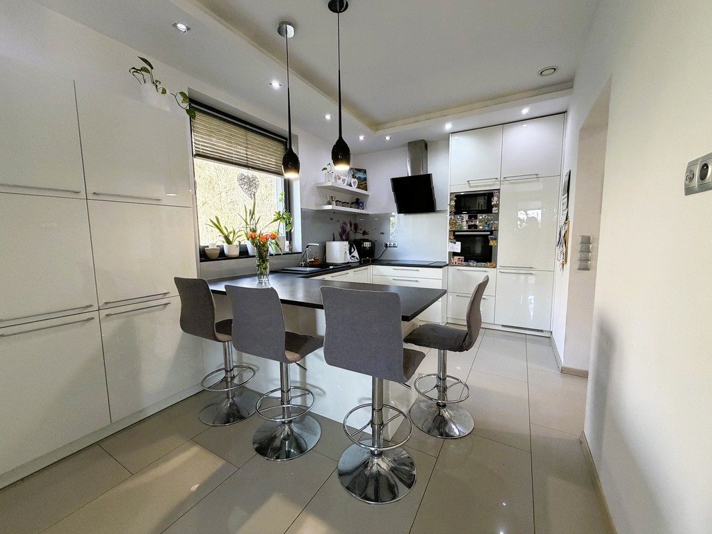 Dom na sprzedaż Radziszewo 239 m2 | Arka Nieruchomości