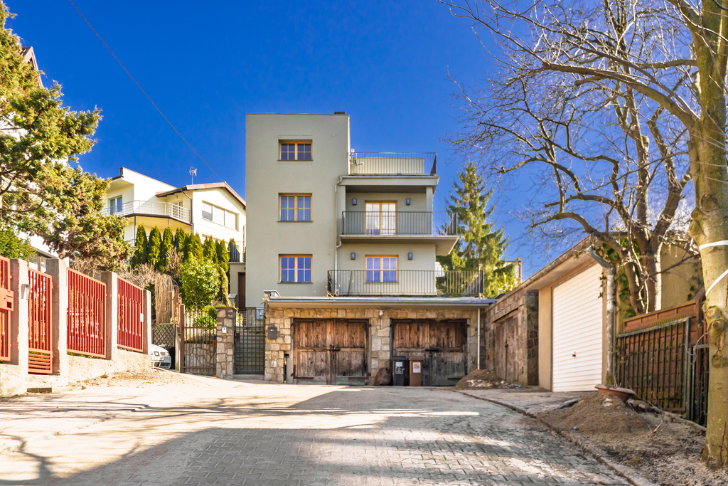 Dom na wzgórzu | Gdynia Redłowo |  blisko morza