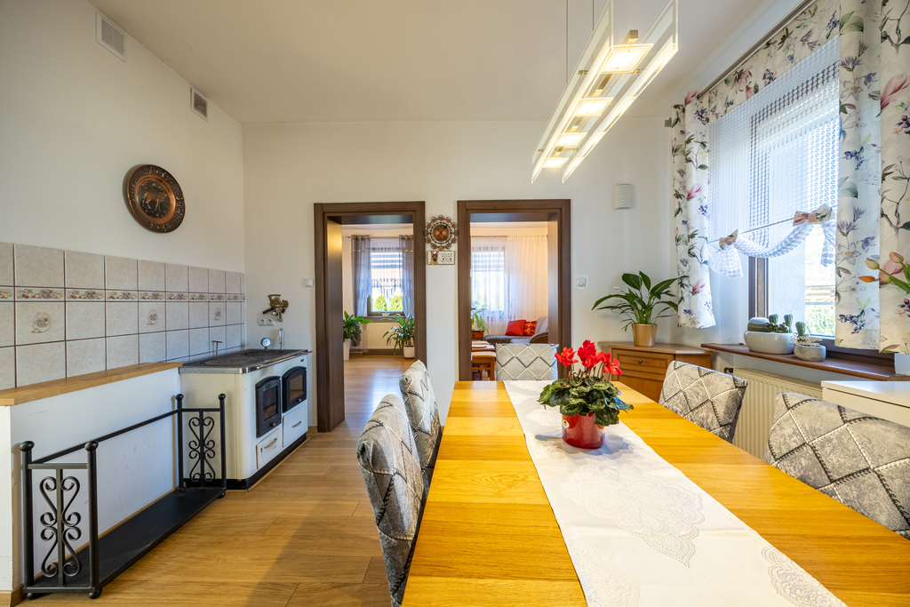 Dom na sprzedaż Trzeszczyn 175 m2 | Arka Nieruchomości