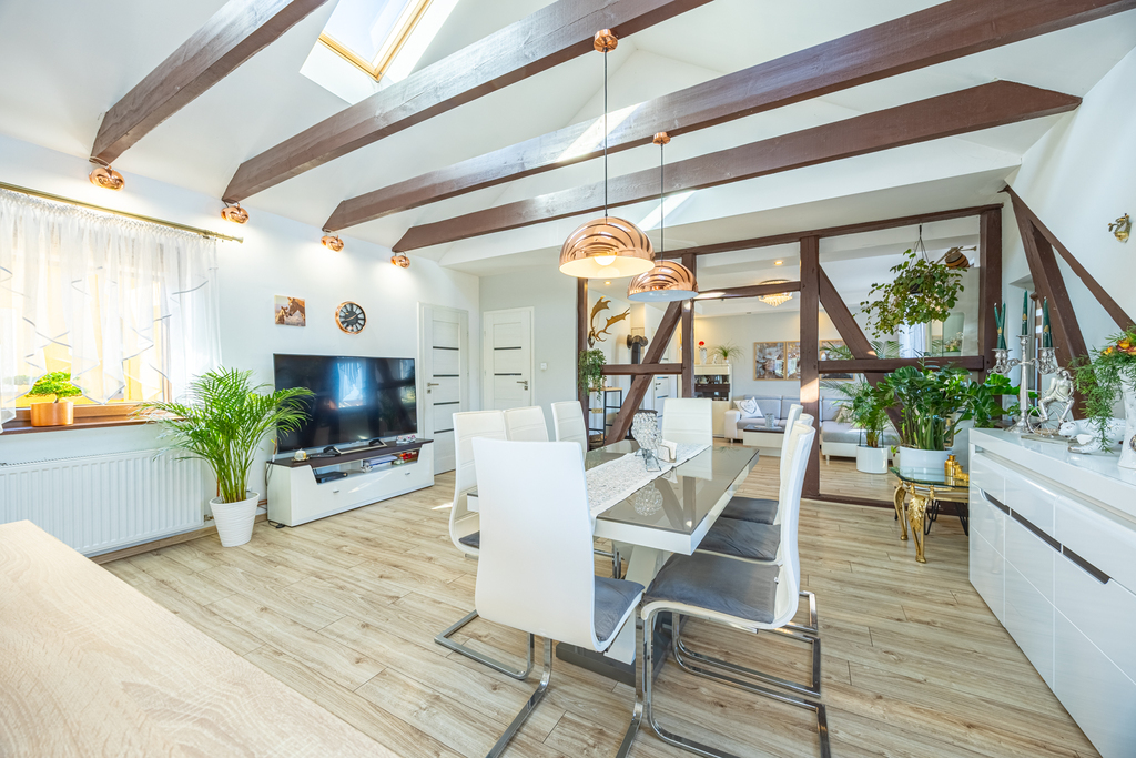 Dom na sprzedaż Trzeszczyn 175 m2 | Arka Nieruchomości