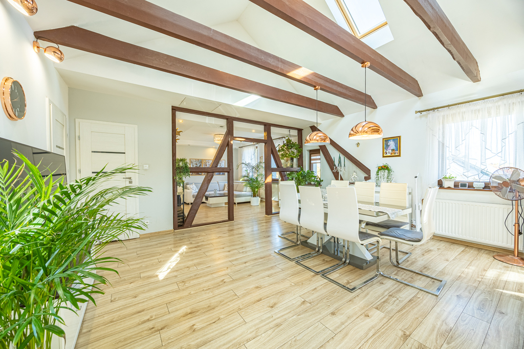 Dom na sprzedaż Trzeszczyn 175 m2 | Arka Nieruchomości