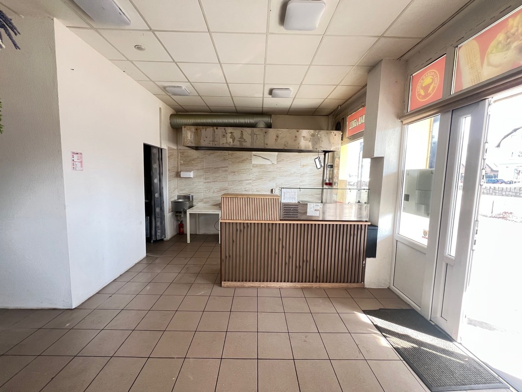 Lokal na sprzedaż Szczecin, os. Słoneczne 70 m2 | Arka Nieruchomości