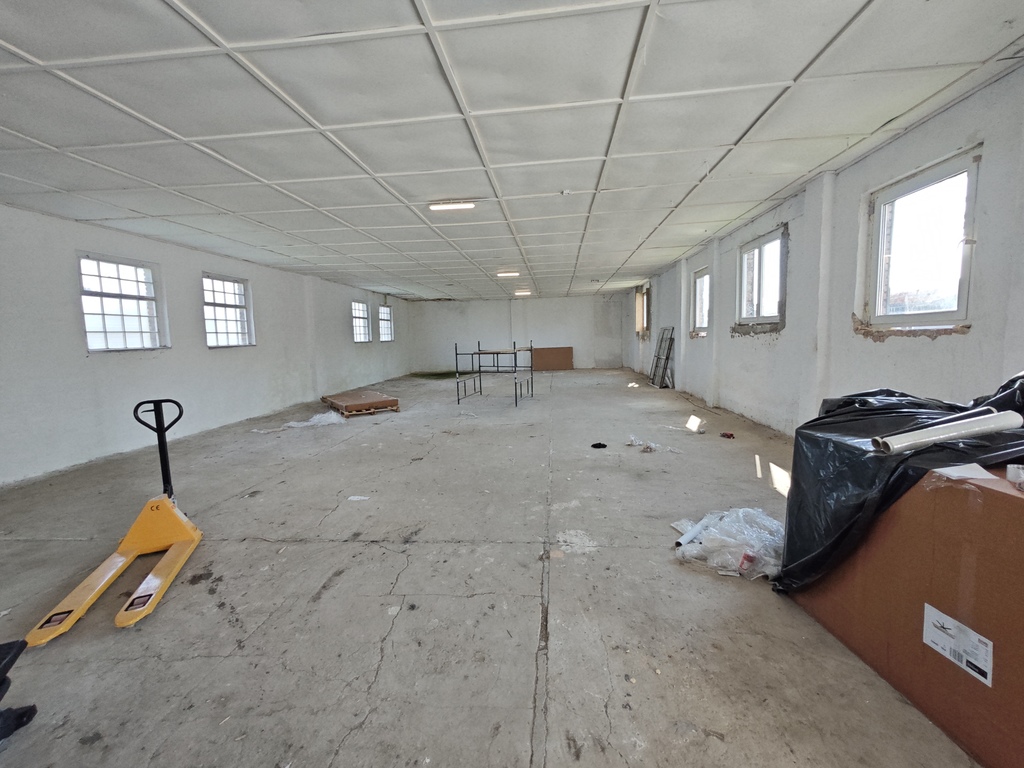 Obiekt komercyjny na wynajem  396 m2 | Arka Nieruchomości