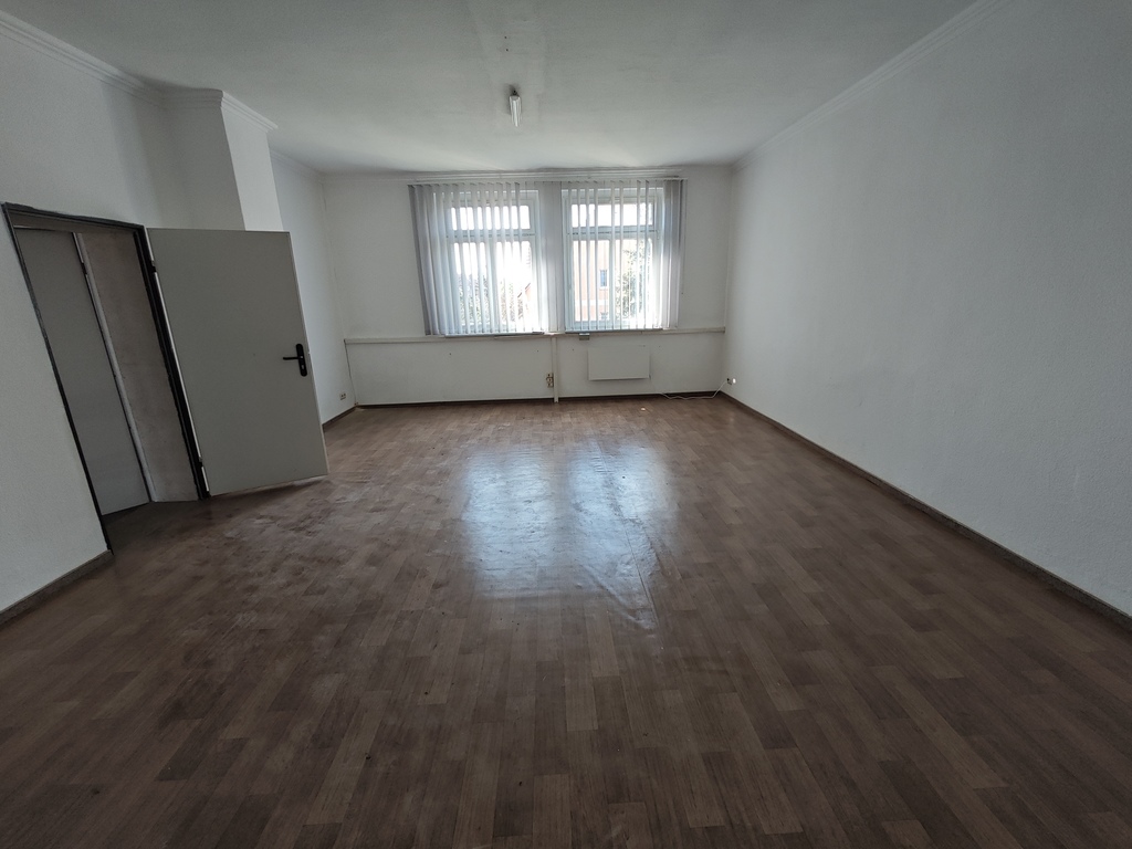 Obiekt komercyjny na wynajem  396 m2 | Arka Nieruchomości